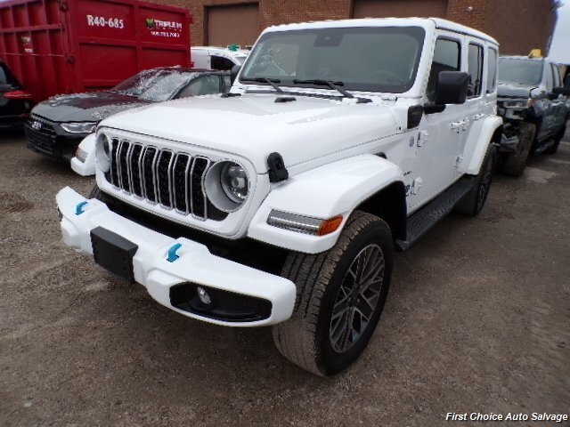 2024 Jeep Wrangler Sahara 4xe   - Photo 1 - Woodbridge, ON L4L 8L6