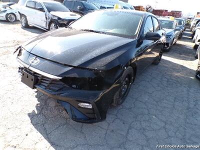 2026 Hyundai ELANTRA Preferred   - Photo 1 - Woodbridge, ON L4L 8L6