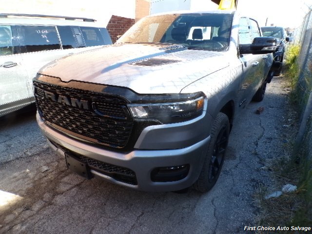 2025 RAM 1500 1500 - Photo 1 - Woodbridge, ON L4L 8L6