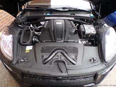 2023 Porsche Macan S - Photo 8 - Woodbridge, ON L4L 8L6