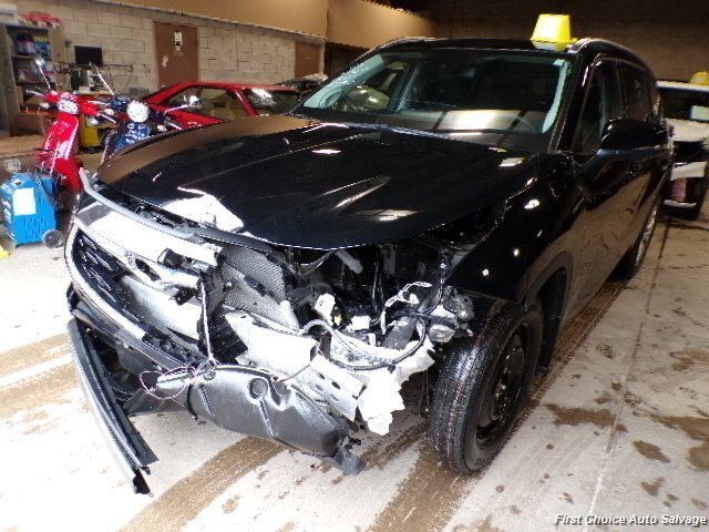 2025 Toyota Highlander   - Photo 1 - Woodbridge, ON L4L 8L6