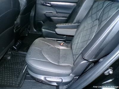 2025 Toyota Highlander   - Photo 10 - Woodbridge, ON L4L 8L6