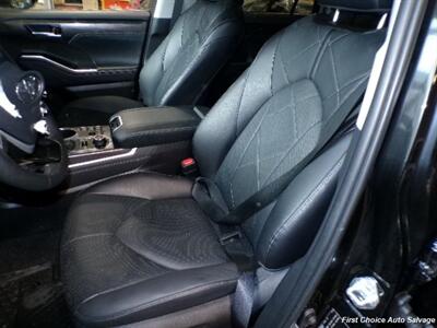 2025 Toyota Highlander   - Photo 9 - Woodbridge, ON L4L 8L6