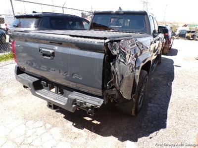 2025 Toyota Tacoma   - Photo 4 - Woodbridge, ON L4L 8L6