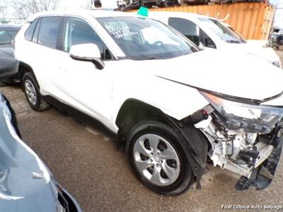 2022 Toyota RAV4 LE - Photo 4 - Woodbridge, ON L4L 8L6