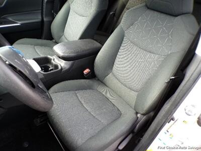 2022 Toyota RAV4 LE - Photo 10 - Woodbridge, ON L4L 8L6