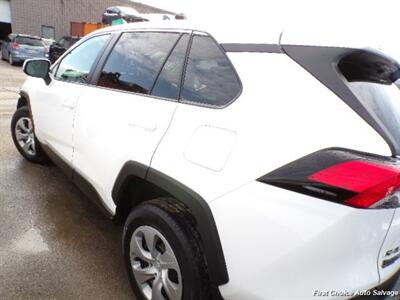 2022 Toyota RAV4 LE - Photo 7 - Woodbridge, ON L4L 8L6