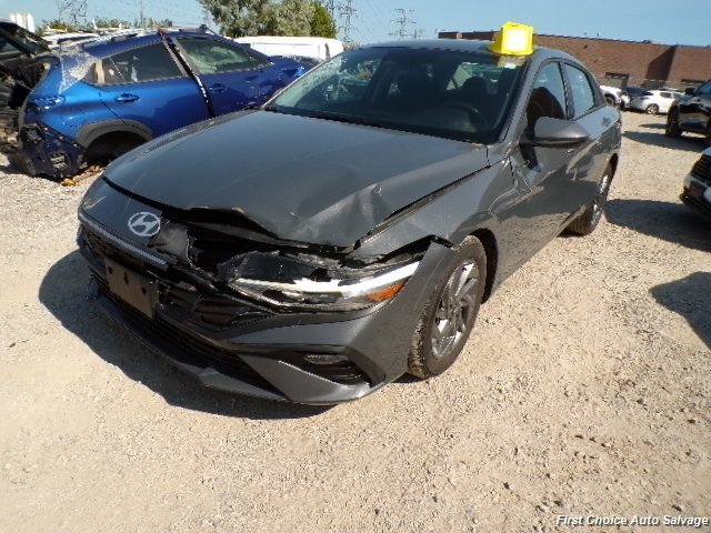 2026 Hyundai ELANTRA   - Photo 1 - Woodbridge, ON L4L 8L6