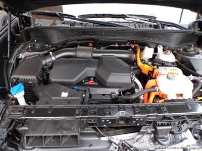 2025 Hyundai SANTA FE Hybrid   - Photo 7 - Woodbridge, ON L4L 8L6