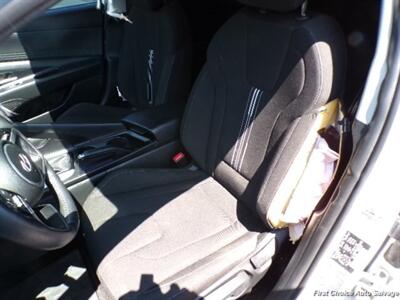 2024 Hyundai ELANTRA SEL   - Photo 9 - Woodbridge, ON L4L 8L6