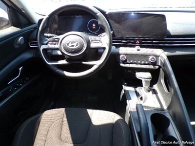 2024 Hyundai ELANTRA SEL   - Photo 12 - Woodbridge, ON L4L 8L6