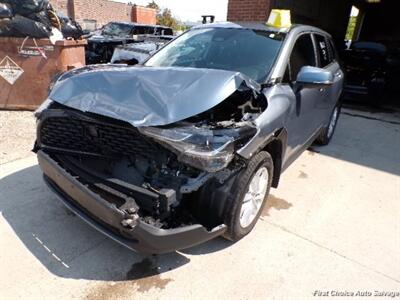 2024 Toyota Corolla Cross LE - Photo 1 - Woodbridge, ON L4L 8L6