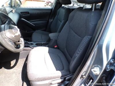 2024 Toyota Corolla Cross LE - Photo 9 - Woodbridge, ON L4L 8L6