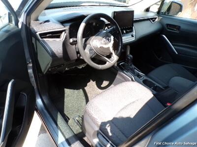 2024 Toyota Corolla Cross LE - Photo 8 - Woodbridge, ON L4L 8L6