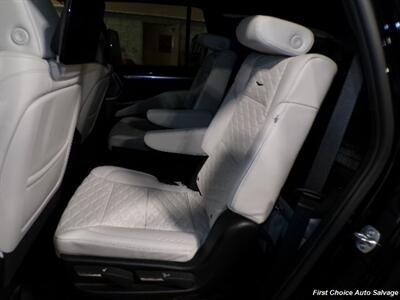 2025 Cadillac Escalade Platinum   - Photo 11 - Woodbridge, ON L4L 8L6