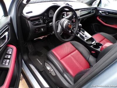 2025 Porsche Macan - Photo 8 - Woodbridge, ON L4L 8L6