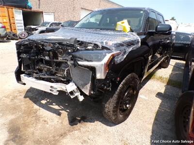 2024 Toyota Tundra Platinum HV   - Photo 1 - Woodbridge, ON L4L 8L6