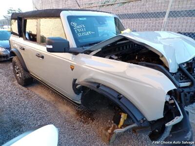 2023 Ford Bronco Base Advanced - Photo 3 - Woodbridge, ON L4L 8L6