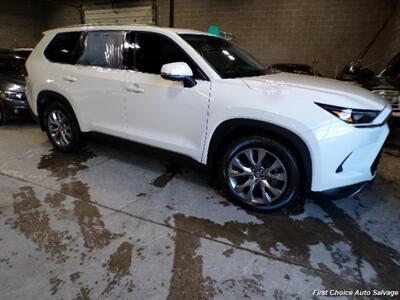 2024 Toyota Grand Highlander XLE   - Photo 3 - Woodbridge, ON L4L 8L6