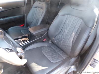 2025 Kia Sportage Lx   - Photo 9 - Woodbridge, ON L4L 8L6