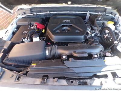 2023 Jeep Wrangler Rubicon - Photo 8 - Woodbridge, ON L4L 8L6