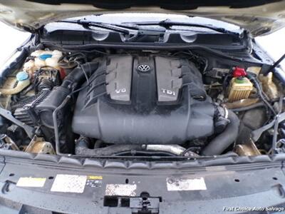 2014 Volkswagen Touareg TDI Sport   - Photo 7 - Woodbridge, ON L4L 8L6