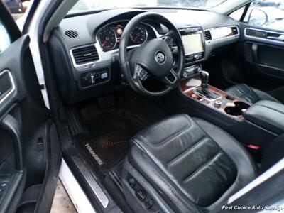 2014 Volkswagen Touareg TDI Sport   - Photo 8 - Woodbridge, ON L4L 8L6