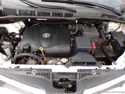 2020 Toyota Sienna LE 7-Passenger Auto - Photo 7 - Woodbridge, ON L4L 8L6