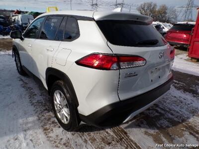 2023 Toyota Corolla Cross LE - Photo 6 - Woodbridge, ON L4L 8L6
