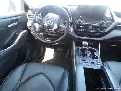 2023 Toyota Highlander LE   - Photo 12 - Woodbridge, ON L4L 8L6