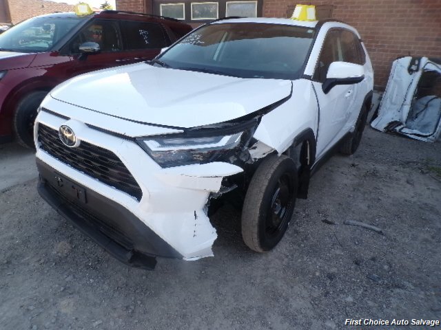 2025 Toyota RAV4 Hybrid Xle woodland   - Photo 1 - Woodbridge, ON L4L 8L6