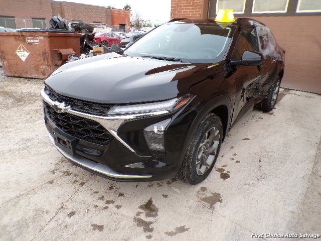 2025 Chevrolet Trax   - Photo 1 - Woodbridge, ON L4L 8L6