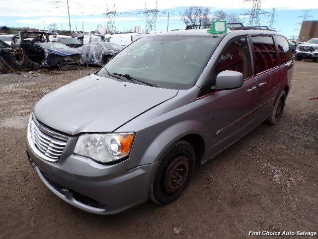 2015 Chrysler Town & Country Touring  