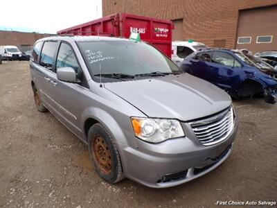 2015 Chrysler Town & Country Touring   - Photo 2 - Woodbridge, ON L4L 8L6