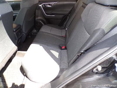 2025 Toyota RAV4   - Photo 10 - Woodbridge, ON L4L 8L6