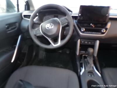 2024 Toyota Corolla Cross   - Photo 11 - Woodbridge, ON L4L 8L6