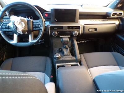 2024 Toyota Tacoma - Photo 11 - Woodbridge, ON L4L 8L6