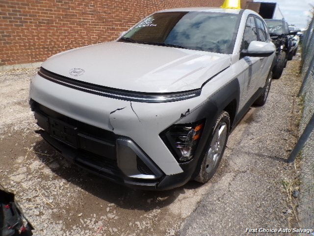 2025 Hyundai KONA   - Photo 1 - Woodbridge, ON L4L 8L6