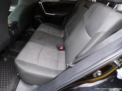 2024 Toyota RAV4 LE   - Photo 10 - Woodbridge, ON L4L 8L6