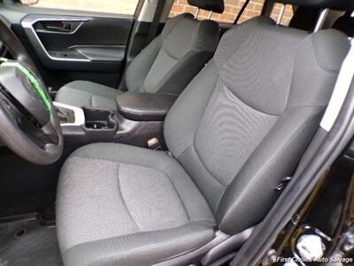 2024 Toyota RAV4 LE   - Photo 9 - Woodbridge, ON L4L 8L6