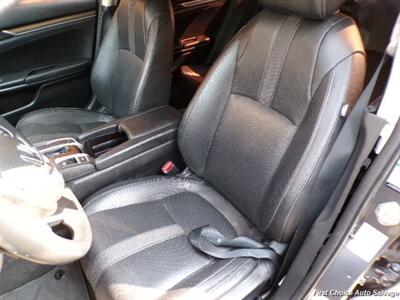2019 Honda Civic Touring   - Photo 10 - Woodbridge, ON L4L 8L6