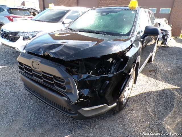 2026 Toyota Corolla Cross   - Photo 1 - Woodbridge, ON L4L 8L6