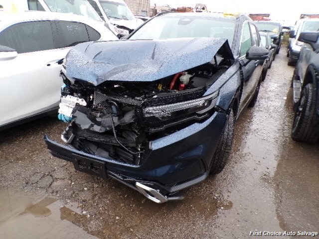 2024 Honda CR-V Hybrid Sport Touring   - Photo 1 - Woodbridge, ON L4L 8L6