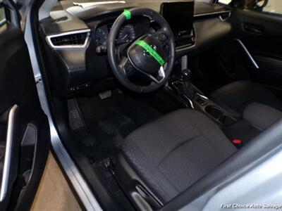2025 Toyota Corolla Cross CROSS   - Photo 8 - Woodbridge, ON L4L 8L6