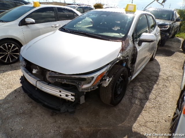 2023 Toyota Corolla Hatchback - Photo 1 - Woodbridge, ON L4L 8L6