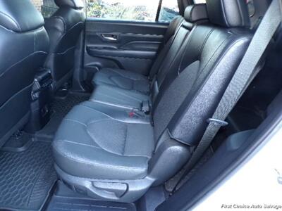 2024 Toyota Grand Highlander XLE   - Photo 10 - Woodbridge, ON L4L 8L6