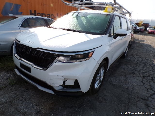 2023 Kia Carnival LX - Photo 1 - Woodbridge, ON L4L 8L6
