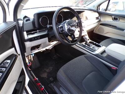 2023 Kia Carnival LX   - Photo 8 - Woodbridge, ON L4L 8L6