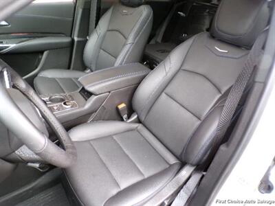 2024 Cadillac XT4 Sport   - Photo 12 - Woodbridge, ON L4L 8L6