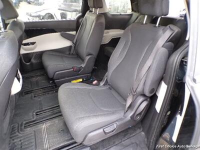 2023 Kia Carnival LX   - Photo 10 - Woodbridge, ON L4L 8L6